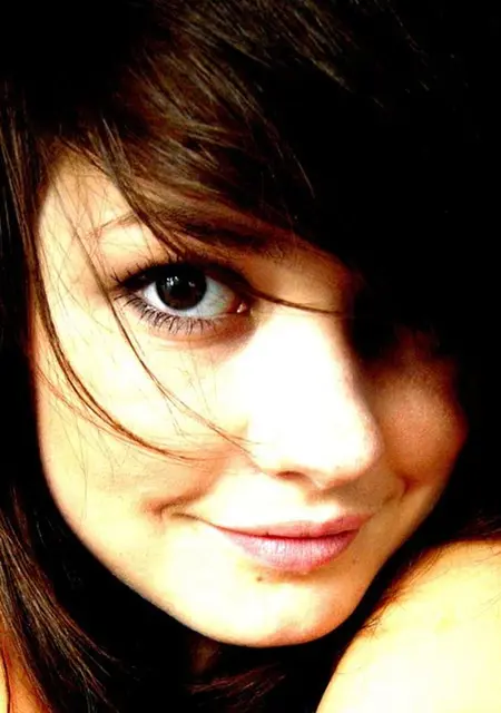 Я Аврора, 28 років з Kamin-Kashyrskyi, шукаю знайомство для постійних стосунків