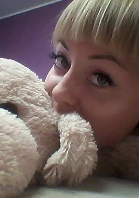 Анфиса з Антрацита, мені 24 років, познайомлюсь для постійних стосунків