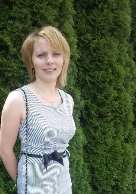 Алёна з Балаклія, шукаю на сайті знайомства на одну ніч