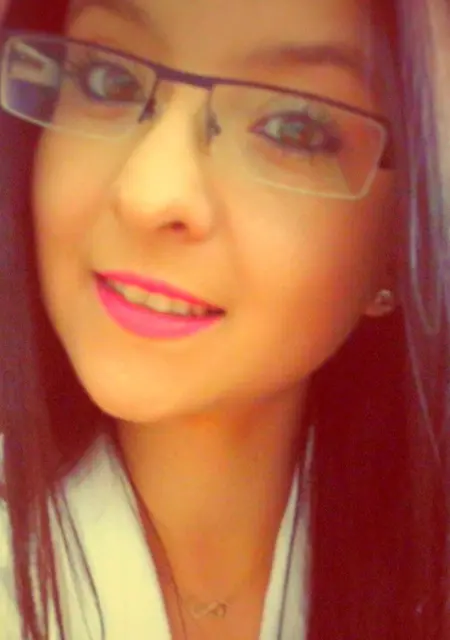 Алёна из Полонного, мне 26, познакомлюсь на одну ночь