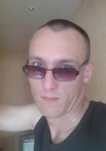 Игорь из Вилейки, мне 36, познакомлюсь на одну ночь