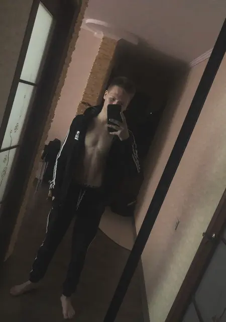 Сёма з Луцька, шукаю на сайті приємне проведення часу