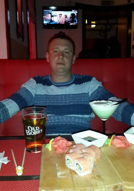 Я Максим, 38, из Орши, ищу знакомства без обязательств