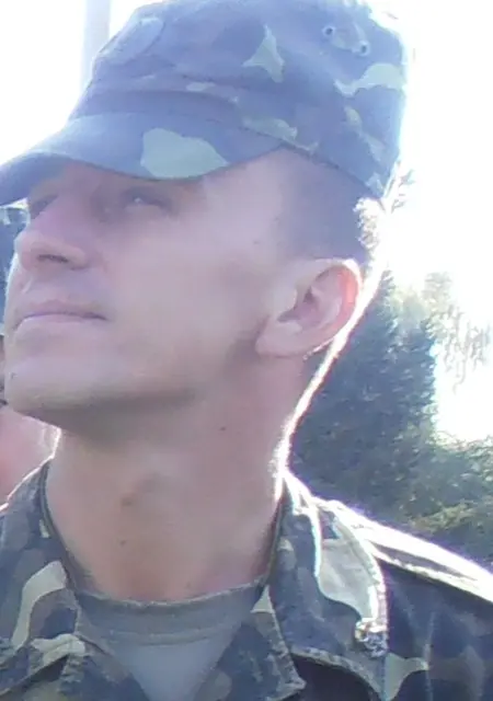 Ярослав з Житомира, мені 44 років, познайомлюсь на одну ніч