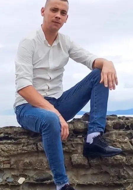 Vladislav из Амстердама, мне 32, познакомлюсь на одну ночь