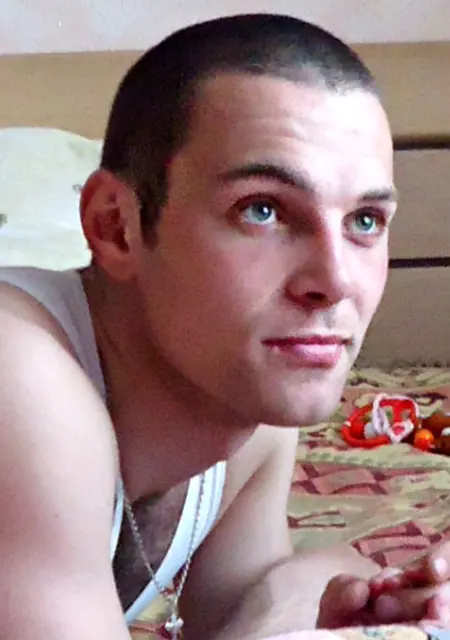 Я Дмитрий, 38, из Ивацевичей, ищу знакомства на одну ночь