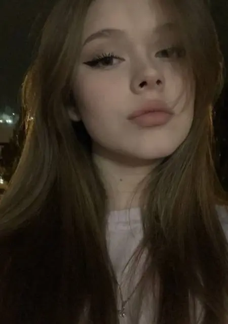 Я Алиса, 27, из Вашингтона, ищу знакомства без обязательств