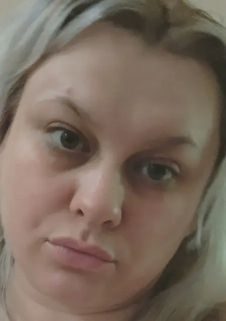 Я Елена, 45 років з Донецька, шукаю знайомство для постійних стосунків