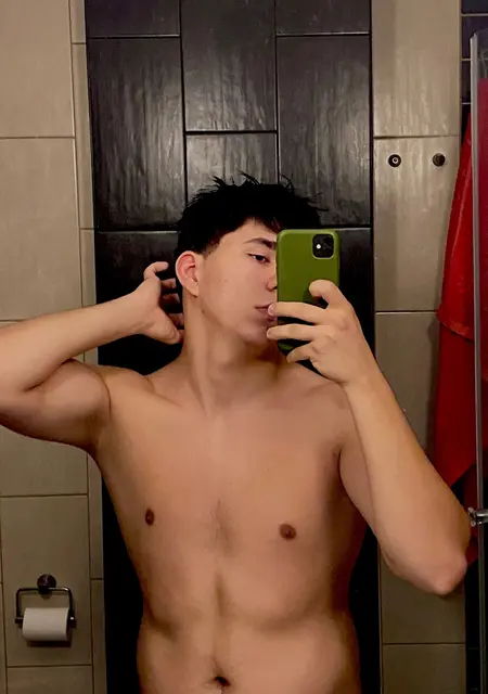 Я Bogdan Fipi, 18, из Познани, ищу знакомство для постоянных отношений