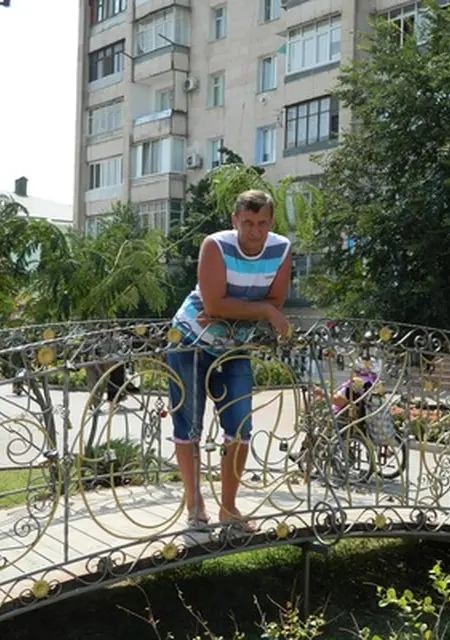 Сергей з Луганська, мені 54 років, познайомлюсь для вірт