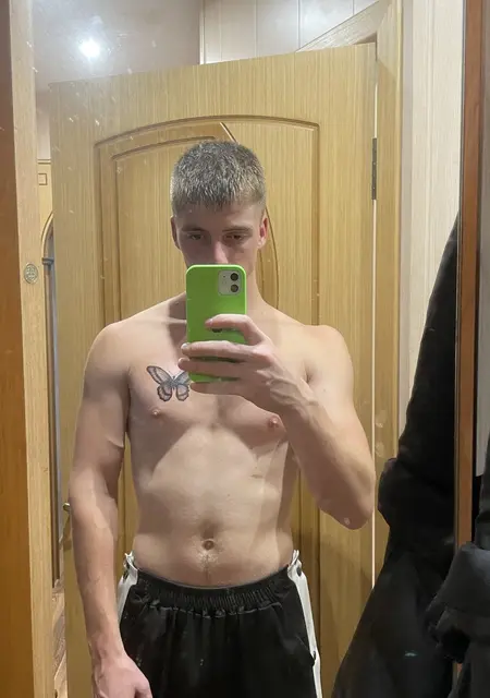 Я Василий, 19, знакомлюсь без обязательств в Амстердаме