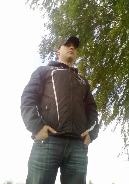 Я Vladimir, 34 років з Миргорода, шукаю знайомства на одну ніч