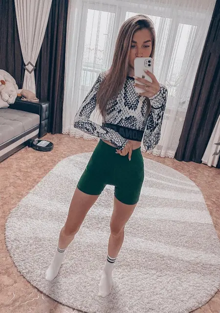 Я Ксюша, 28 років з Дніпра, шукаю знайомство для постійних стосунків