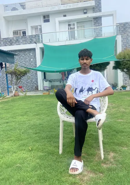 Sanjay из Лондона, мне 20, познакомлюсь на одну ночь