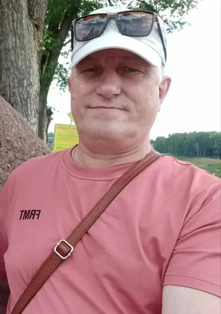 Я Евгений, 63, из Минска, ищу знакомство для постоянных отношений