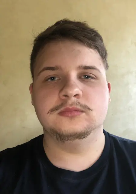 Я Yuriy, 21 років з Львова, шукаю знайомство для постійних стосунків