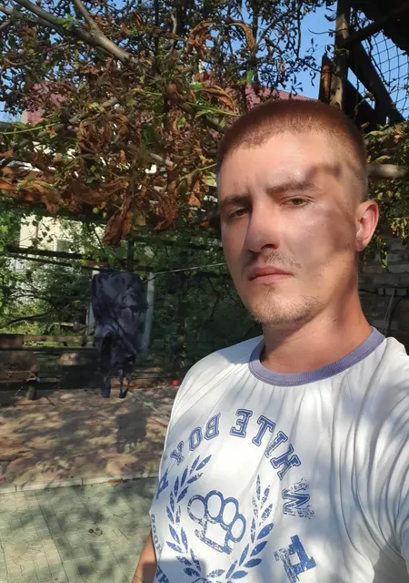 Вадим з Маріуполя, шукаю на сайті знайомства на одну ніч