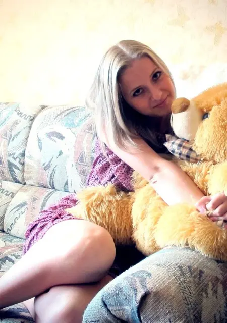 Я Карина, 39 років з Одеси, шукаю знайомство для приємного проведення часу