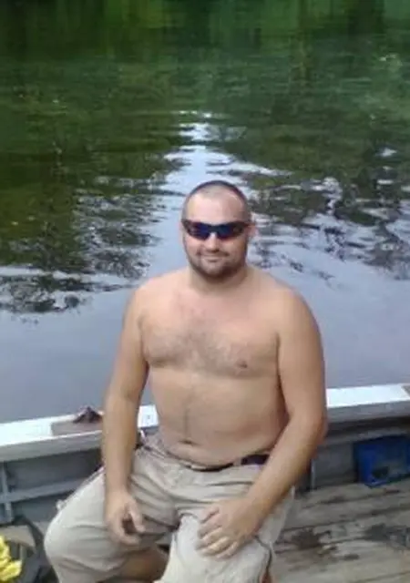 Я Анатолий, 50 років з Херсона, шукаю знайомства без зобов'язань