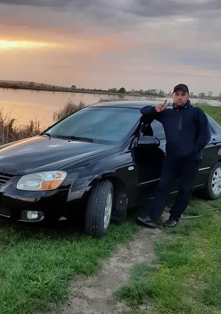 Я Славик, 41 років, знайомлюсь для приємного проведення часу у Новопскове