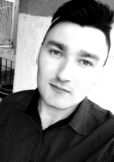 Pavlo з Бучача, мені 25 років, познайомлюсь для відкриті стосунки