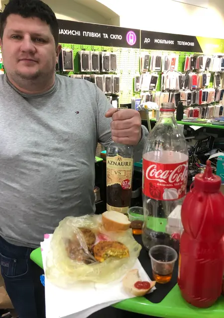 Andriy з Ужгорода, мені 48 років, познайомлюсь для постійних стосунків