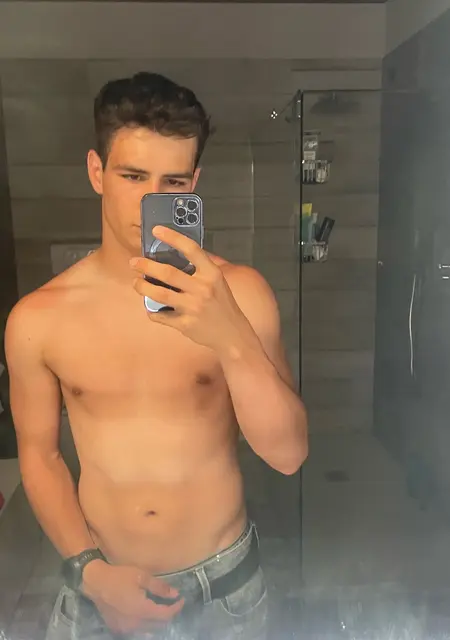 Lorenzo из Вероны, ищу на сайте знакомства на одну ночь