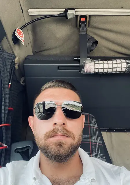 Berat из Анкары, мне 27, познакомлюсь на одну ночь