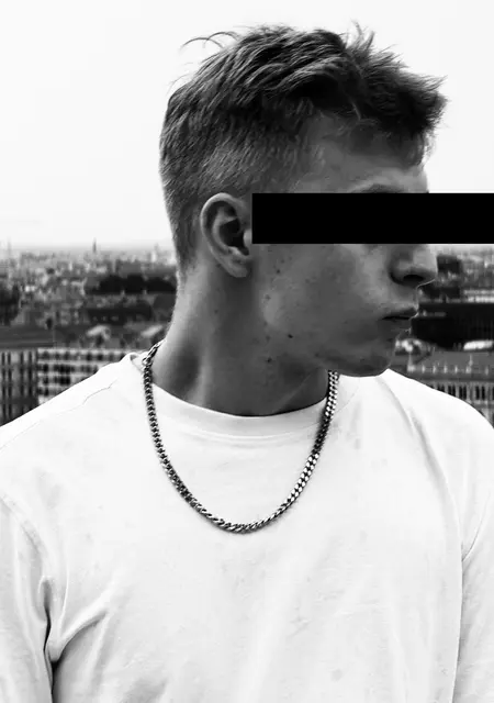 Ken из Варшавы, мне 18, познакомлюсь на одну ночь