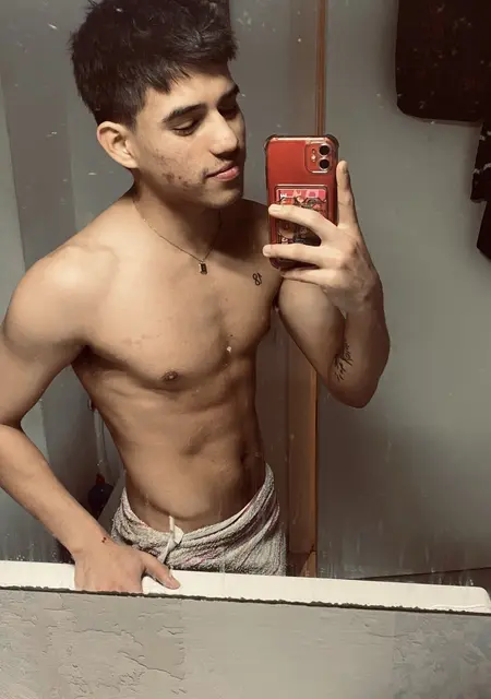 Soy Mayer, 25 años, conociéndome para relación abierta en Madrid