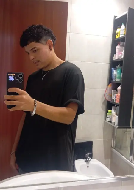 Я Reconkino, 18, из Алькобендаса, ищу знакомства на одну ночь