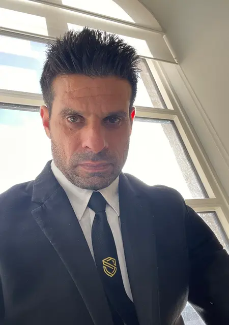 Я Ali, 40, из Бургаснувшего, ищу знакомства без обязательств