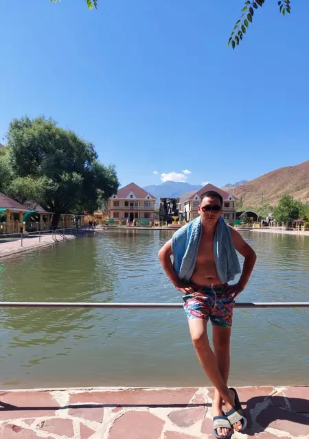 Я Мырзахан, 32, из Тараза, ищу знакомства на одну ночь