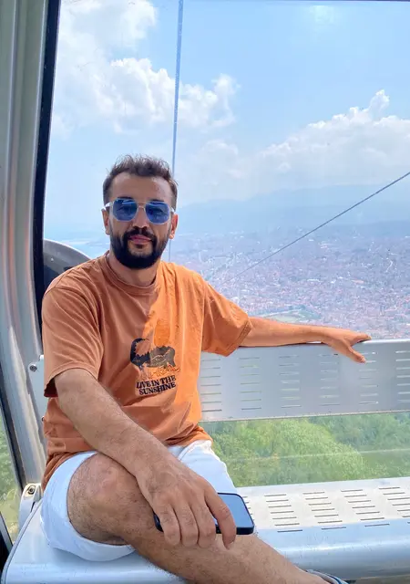 Я Sinan, 30, из Анкары, ищу знакомство для приятного времяпровождения