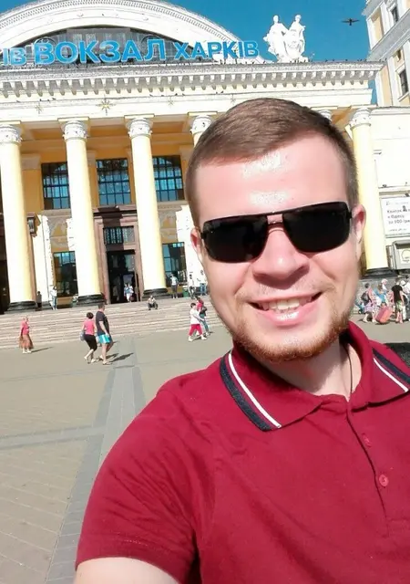 Валерий з Сум, мені 32 років, познайомлюсь без зобов'язань