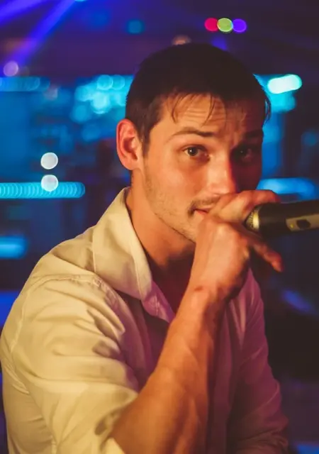 Валерий з Алчевська, шукаю на сайті постійні стосунки