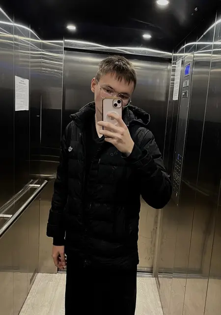 Ярослав из Салоников, ищу на сайте дружбу