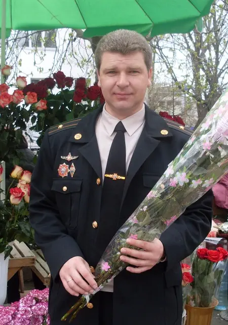 Александр з Кропивницького, шукаю на сайті дружбу