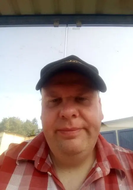 Gaston Neudeck из Берлина