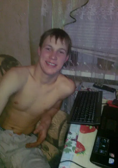 Я Виктор, 38, знакомлюсь для общения в Чаусах