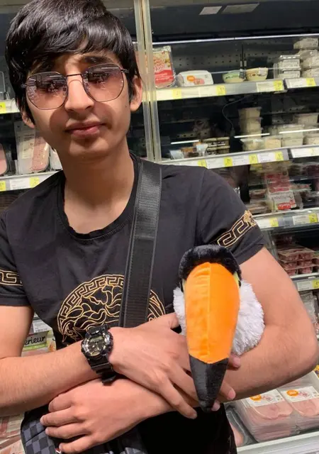 Я Stepan, 19, из Ингольштадта, ищу знакомства на одну ночь