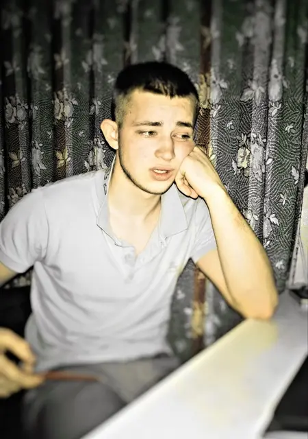 Я Артём, 29, из Бреста, ищу знакомства на одну ночь