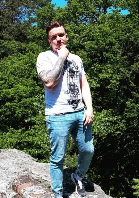 Люций из Вроцлава, ищу на сайте знакомства на одну ночь