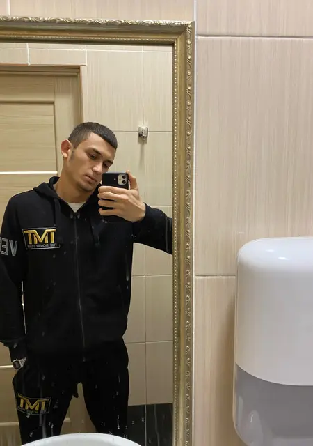 Я Тима, 20, знакомлюсь для вирта в Караганде