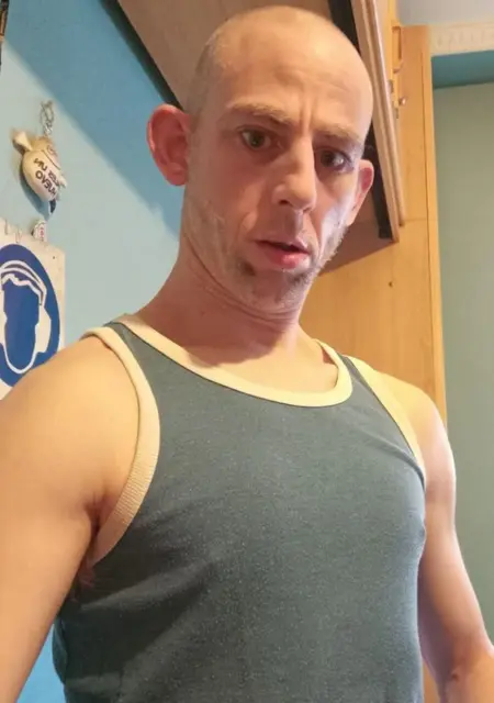 Paco из Мадрида, ищу на сайте постоянные отношения