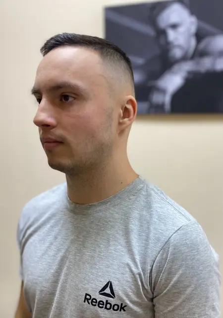 Я Михайло, 28, знакомлюсь без обязательств в Виннице