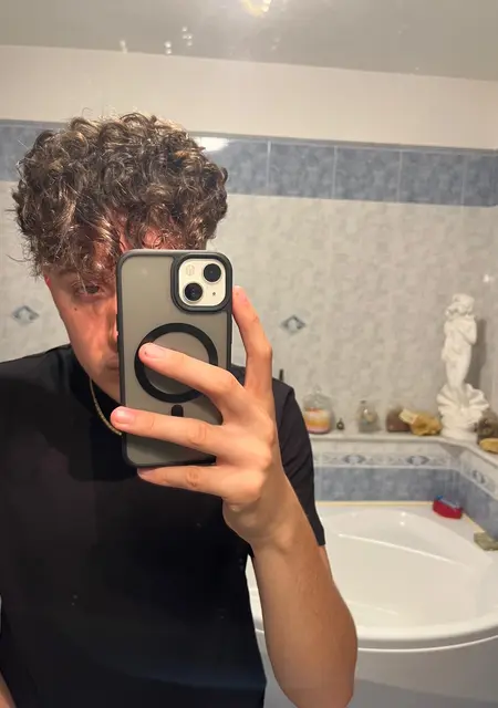 Я Faryax, 20, знакомлюсь без обязательств в Мед