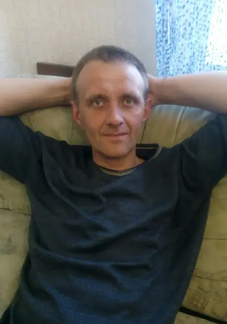 Алекс из Минска, мне 51, познакомлюсь без обязательств