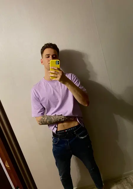 Я Konstantin, 25, из Хайфы, ищу знакомства без обязательств