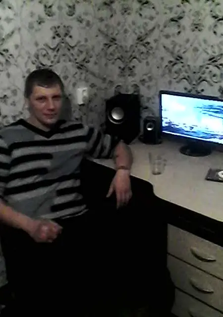 Andrey из Ганцевичей, мне 38, познакомлюсь на одну ночь